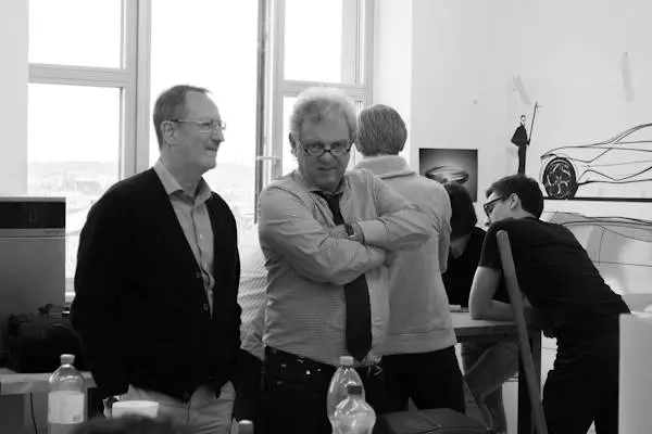 “致敬工業(yè)設(shè)計(jì)師”——(草圖、效果圖、手板、生產(chǎn))設(shè)計(jì)過(guò)程展示(圖20)